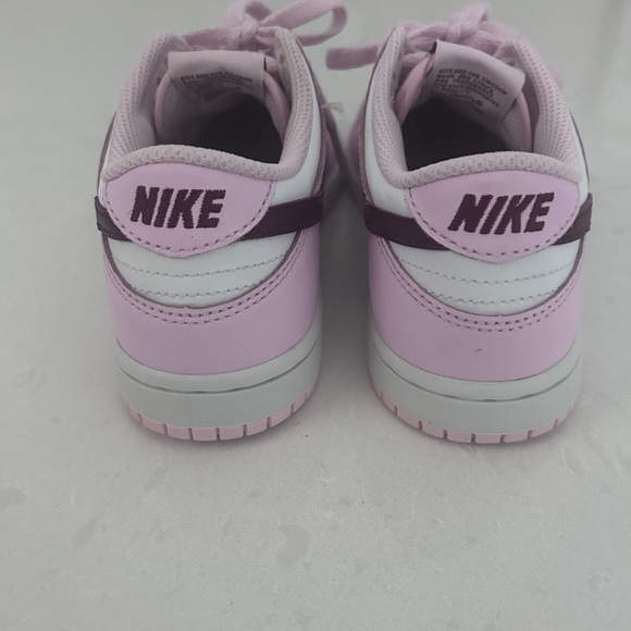 Girls Nike Low Dunks - Picture 3 of 6